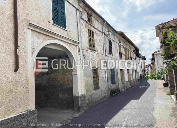 Abitazione di tipo popolare in via Italia 70 - 1