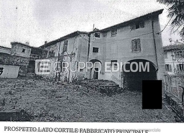 Abitazione di tipo popolare in via Vittorio Veneto, 10 - 8 - 1