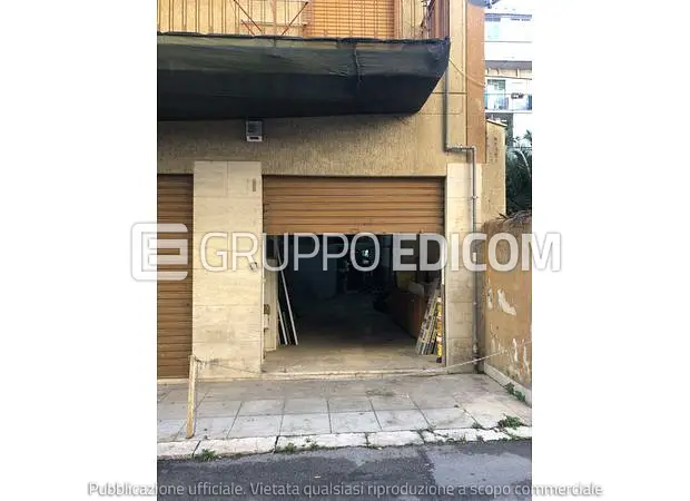 Magazzini e locali di deposito in Via dei Redentoristi, 15 - 1