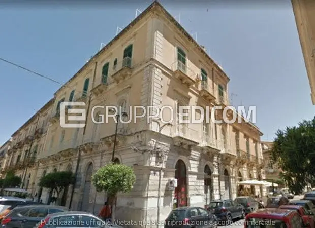 Abitazione di tipo ultrapopolare in Via Duca degli Abruzzi, 17 - 1