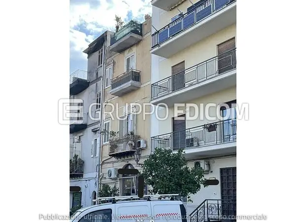 Abitazione di tipo popolare in Via Ruggero Settimo, 11 - 1