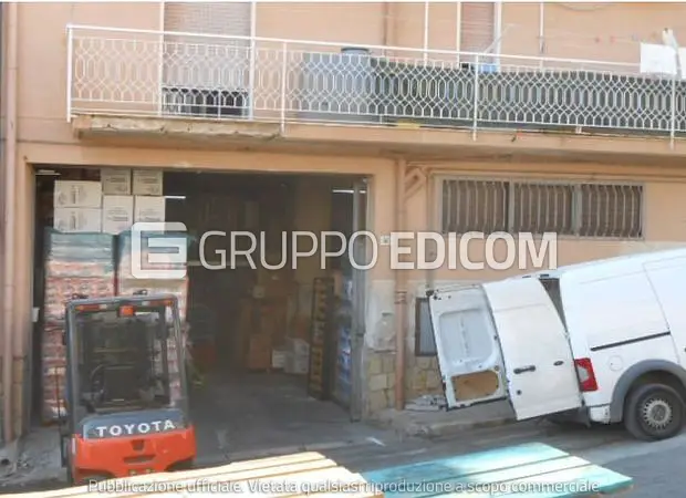 Magazzini e locali di deposito in Via Antonello Gagini, 58 - 1