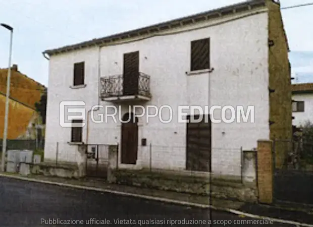 Abitazione di tipo economico in via Roma, 32 - 1