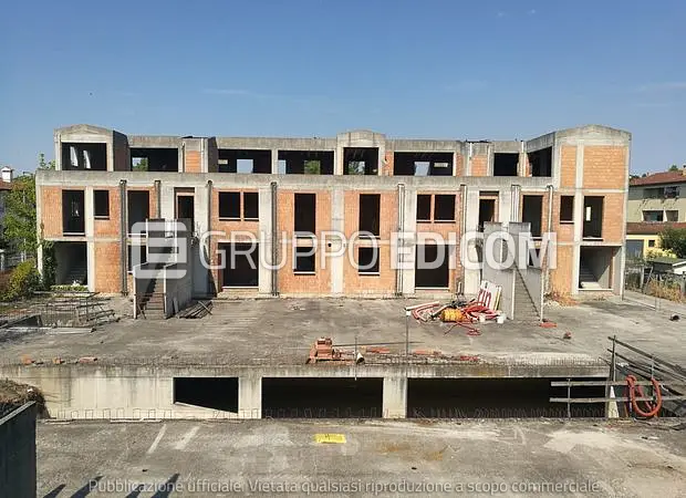 Unità in corso di costruzione in con accesso da Via della Chiesa di Zerman - 1