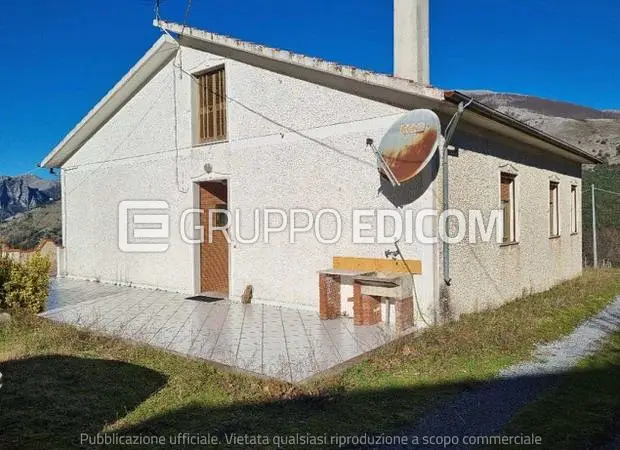 Abitazione di tipo economico in Contrada Pizinno - 1