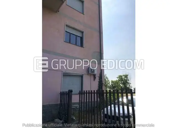 Albergo e pensione in via Don Carlo Gnocchi - 1